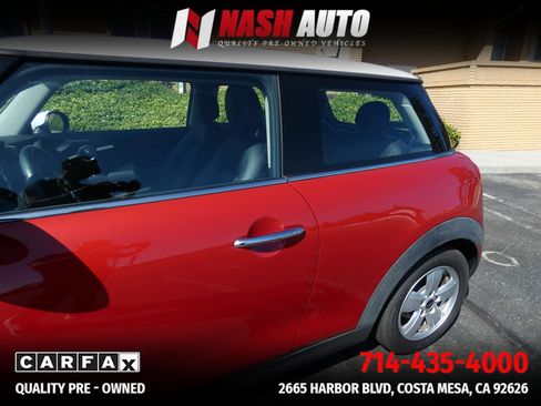Used 2017 MINI Cooper 2-Door Hardtop FWD image 7