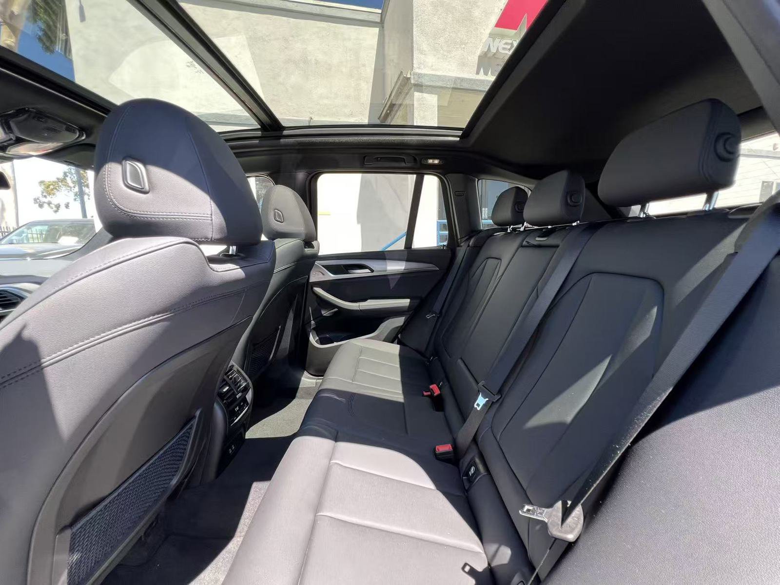 Used 2021 BMW X3 sDrive30i w/ M Sport Package RWD image 8