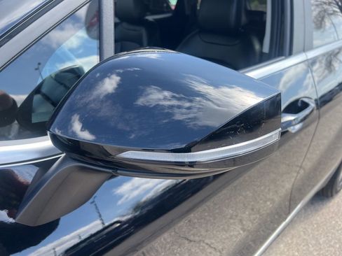 Used 2023 Kia Sportage EX image 30