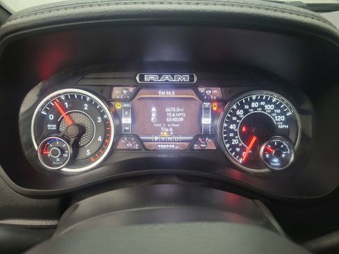 Used 2021 RAM 3500 Laramie image 17