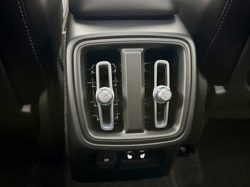 Used 2023 Volvo XC40 B4 Plus w/ Driver Assist Package image 24