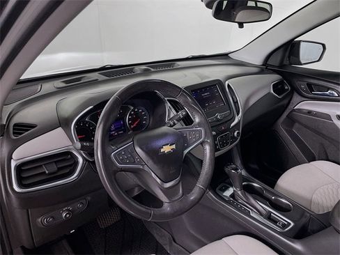 Used 2020 Chevrolet Equinox LT image 12