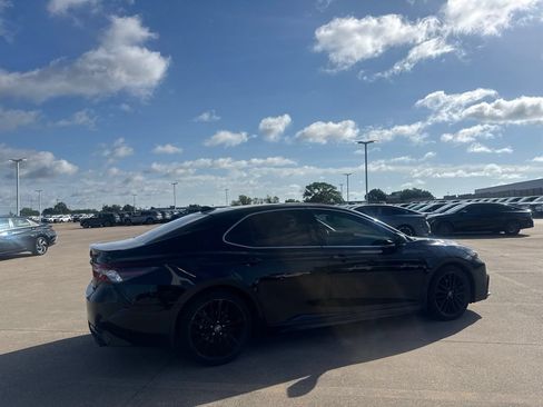 Used 2021 Toyota Camry XSE FWD image 20