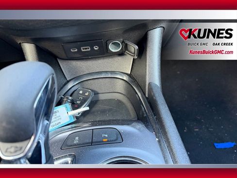 Used 2024 Chevrolet Malibu LT image 20