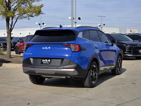 New 2026 Kia Sportage EX image 4