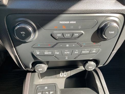 Used 2019 Ford Ranger XLT w/ Equipment Group 301A Mid AWD/4WD image 23