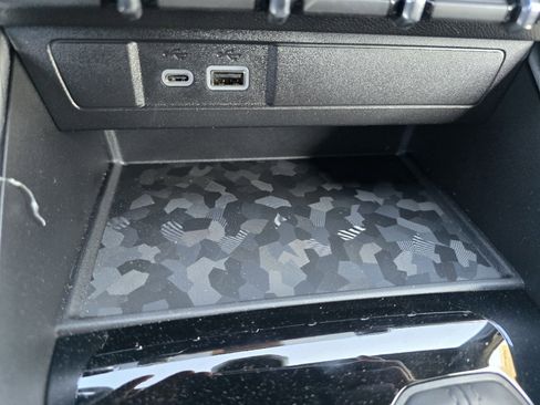 New 2025 GMC Canyon Elevation w/ Convenience Package image 42