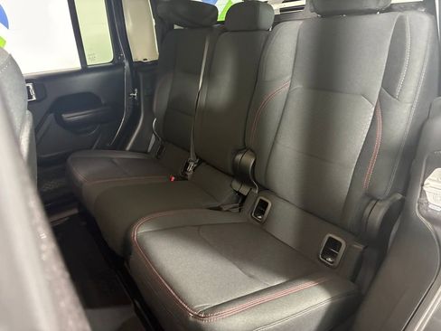 Used 2020 Jeep Gladiator Rubicon w/ LED Lighting Group image 24