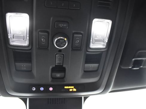 Used 2023 Chevrolet Tahoe High Country w/ Premium Package 2 image 30