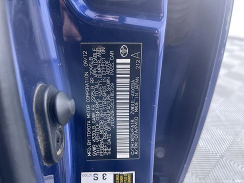 Used 2012 Toyota Prius V Three image 12