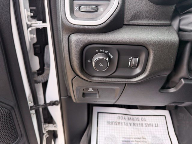 Used 2023 RAM 1500 Big Horn AWD/4WD image 21