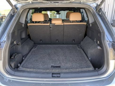 Used 2022 Volkswagen Tiguan SE AWD/4WD image 29