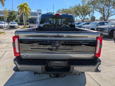 Certified 2025 Ford F350 Platinum image 5