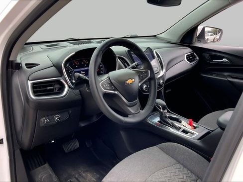 Used 2023 Chevrolet Equinox LT FWD image 18