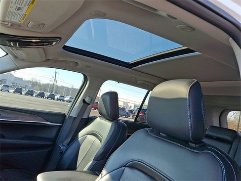 Used 2024 Jeep Grand Cherokee Limited 4xe image 17