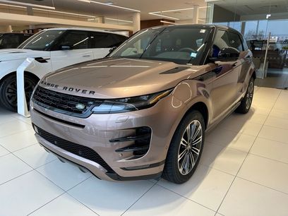 New 2025 Land Rover Range Rover Evoque Dynamic SE