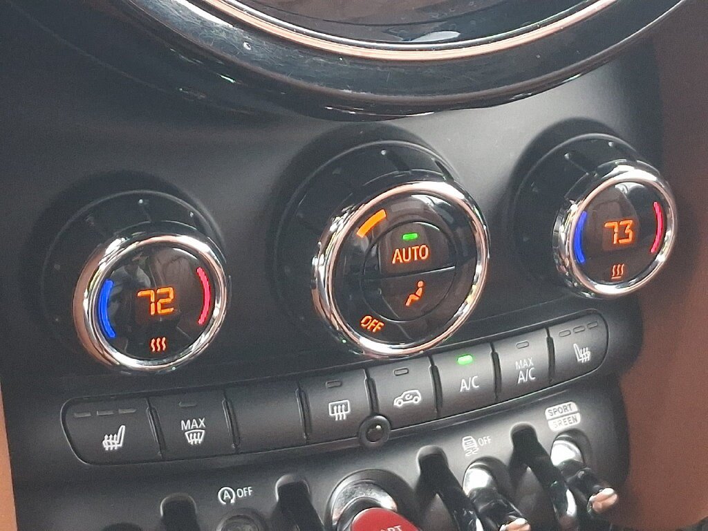 Used 2023 MINI Cooper S w/ Signature Upholstery Package FWD image 15