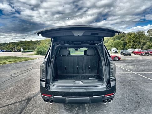 New 2026 Chevrolet Tahoe Z71 w/ Comfort Package image 25