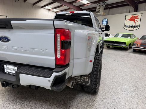 Used 2025 Ford F350 XLT w/ 360-Degree Camera Package AWD/4WD image 16