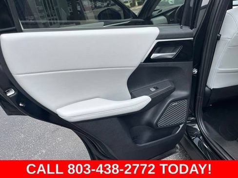 Used 2025 Mitsubishi Outlander SE AWD/4WD image 12
