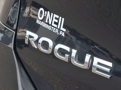 Used 2018 Nissan Rogue S AWD/4WD image 30