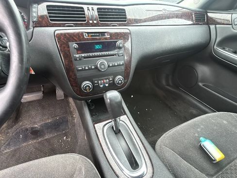 Used 2012 Chevrolet Impala LT FWD image 12
