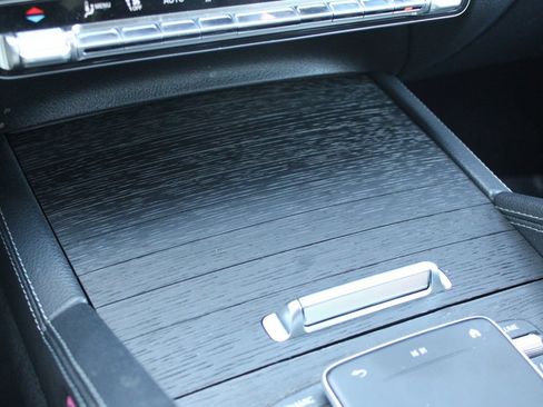 Used 2022 Mercedes-Benz GLE 350 image 22