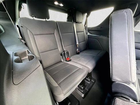 Used 2025 Chevrolet Tahoe LS RWD image 29