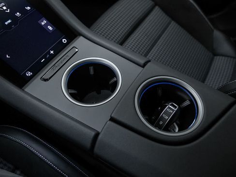 New 2026 Porsche Taycan 4S AWD/4WD image 29