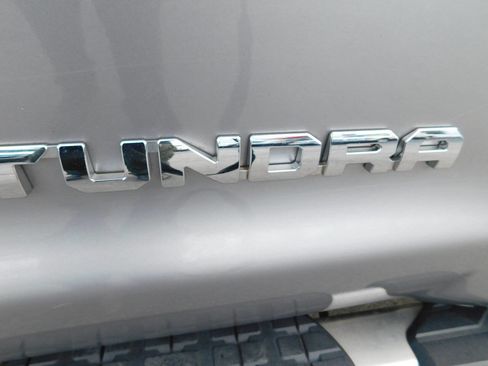 Used 2014 Toyota Tundra SR5 w/ TRD Off Road Package AWD/4WD image 16