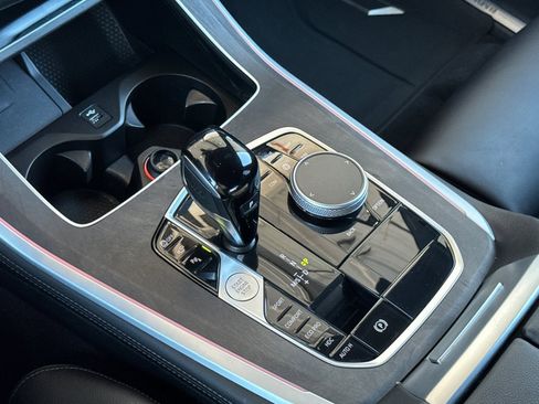 Used 2022 BMW X5 xDrive40i w/ Climate Comfort Package image 24