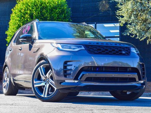 Used 2023 Land Rover Discovery HSE R-Dynamic image 7