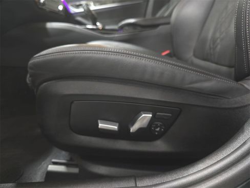 Used 2023 BMW 530e w/ M Sport Package image 27