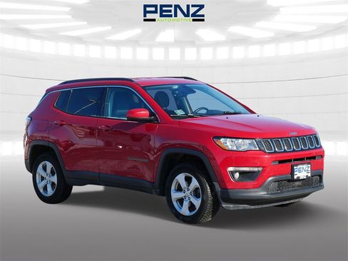 Used 2018 Jeep Compass Latitude w/ Popular Equipment Group image 1