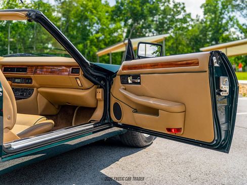 Used 1994 Jaguar XJS V12 Convertible image 34