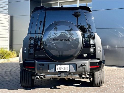 Used 2023 Land Rover Defender 110 Carpathian Edition image 4