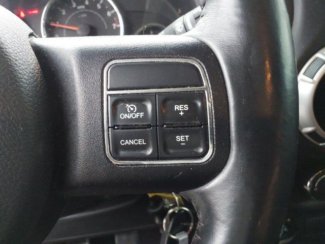 Used 2016 Jeep Wrangler Unlimited Rubicon w/ Connectivity Group AWD/4WD image 19