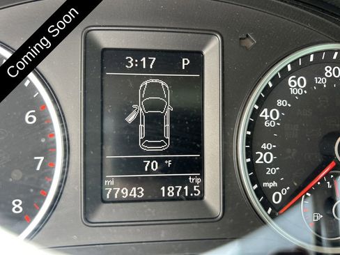 Used 2016 Volkswagen Tiguan SE AWD/4WD image 19