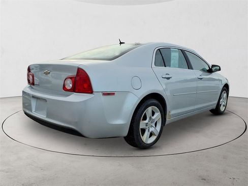 Used 2011 Chevrolet Malibu LS image 6
