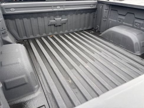 Used 2024 Chevrolet Silverado 1500 LTZ w/ LTZ Convenience Package II AWD/4WD image 31