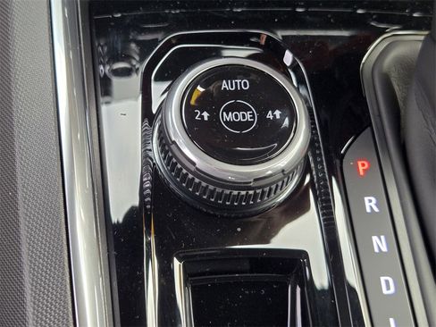 New 2026 GMC Canyon Elevation w/ Convenience Package image 22