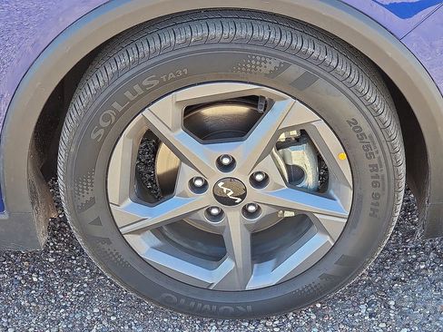 Used 2025 Kia K4 LXS image 10