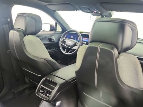 Used 2024 Cadillac Lyriq Tech image 27