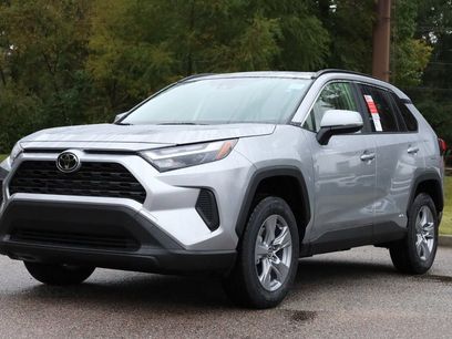 New 2025 Toyota RAV4 XLE