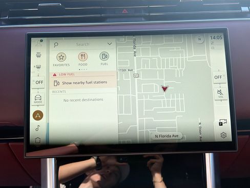 New 2026 Land Rover Range Rover SE image 32