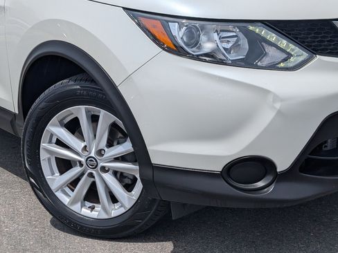 Used 2019 Nissan Rogue Sport SV FWD image 10