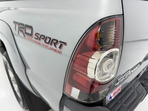 Used 2014 Toyota Tacoma PreRunner image 36