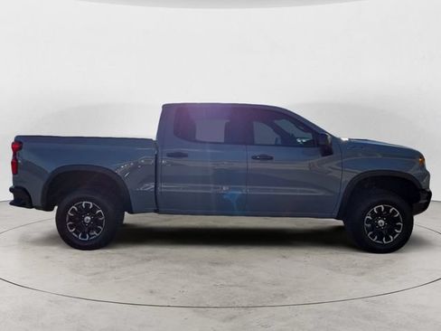 Used 2024 Chevrolet Silverado 1500 ZR2 w/ Technology Package AWD/4WD image 6