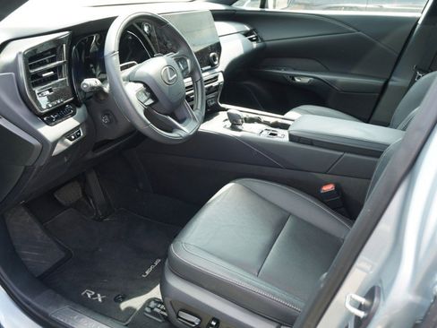 Used 2025 Lexus RX 350 Premium Plus w/ Convenience Package image 7