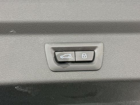 Used 2025 BMW X2 xDrive28i image 31